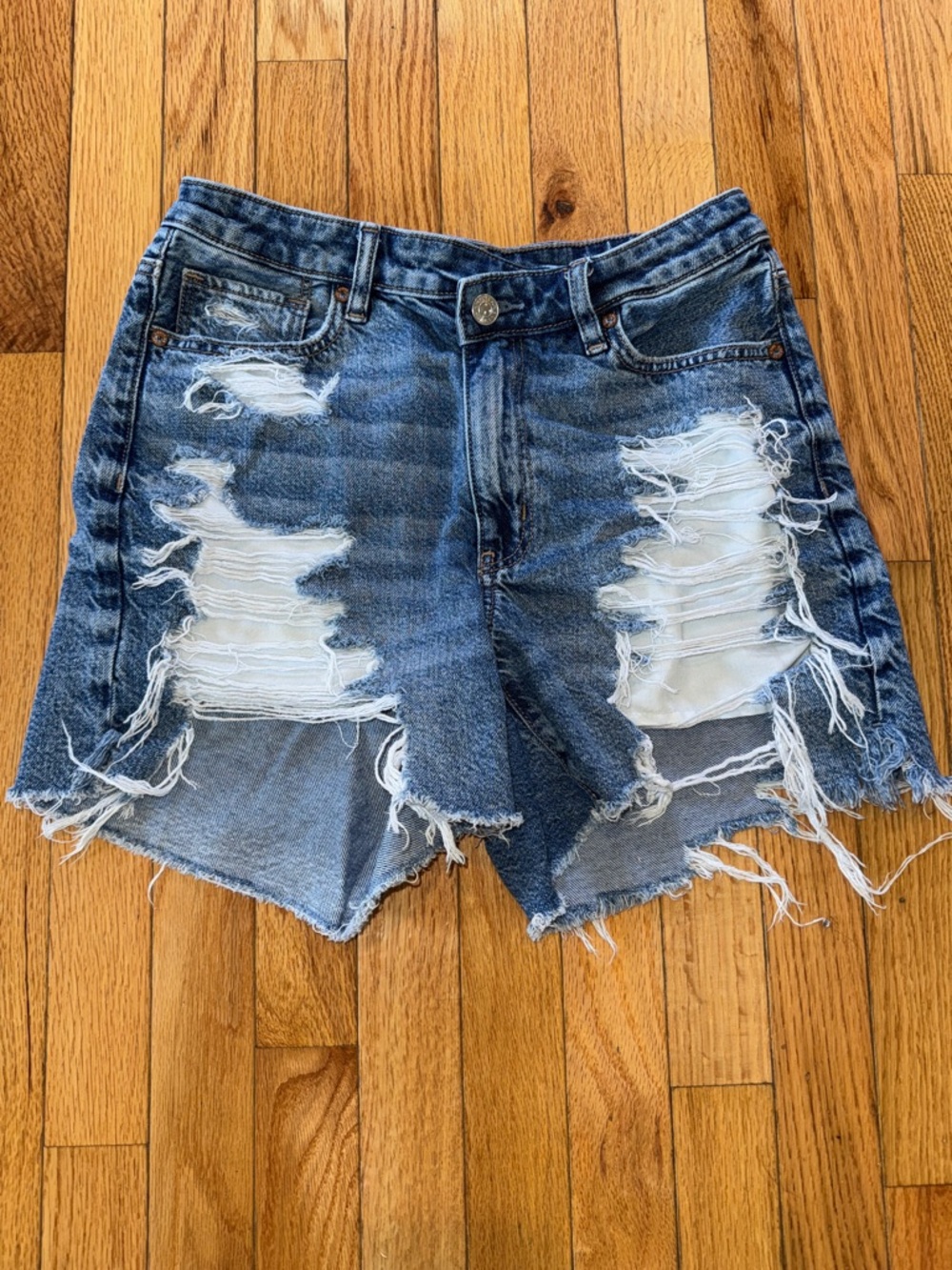 American Eagle Outfitters Blue Distressed shorts Highest rise baggy short